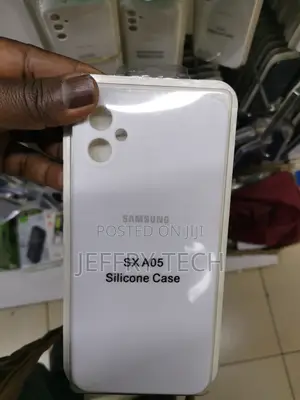 Samsung A05 Case Silicone Liquid White, Soft Smooth Tou