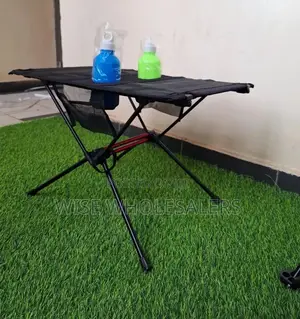 Folding Table °^^° •^^