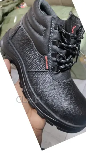 Brand New Black Safety Boots Size 40-46