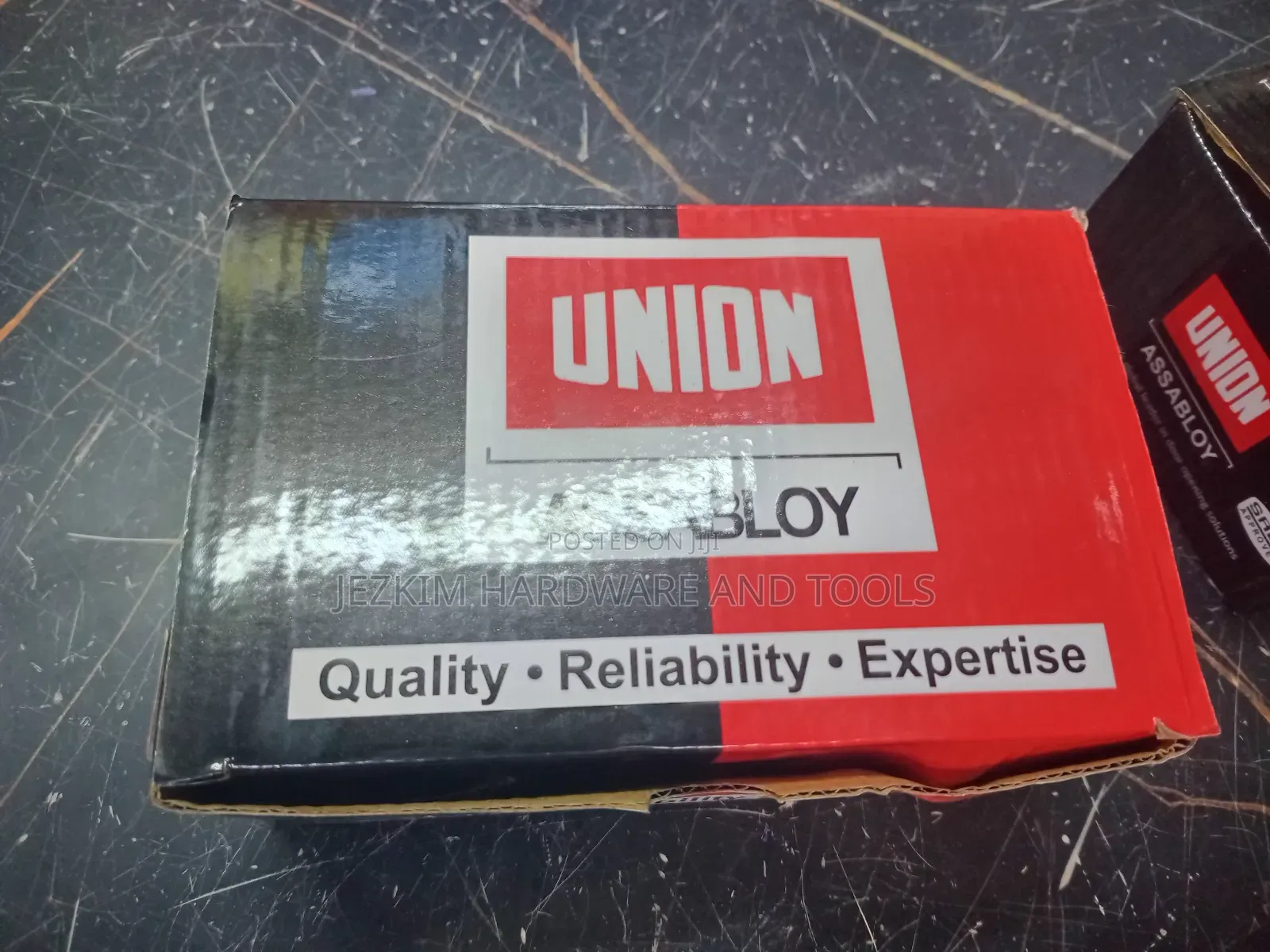 Union Lock Aluminium Handles