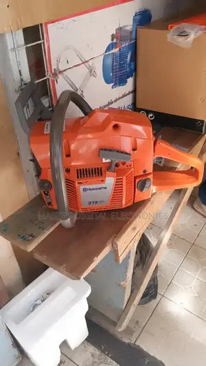 Durable 272xp Husqvarna Powersaw