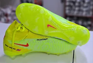 Nike Phantom Soccer Boots /Orange Phantom