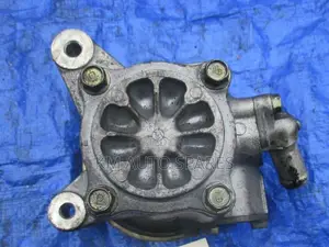 Honda R20a Power Steering Pump for Crv, Stream, Civic.