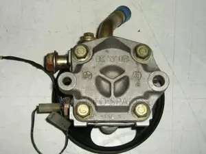 Mazda ZL Power Steering Pump for Familia.