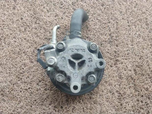 Mitsubishi 4b11 Power Steering Pump for Lancer, Rvr, Asx. - thumbnail 2