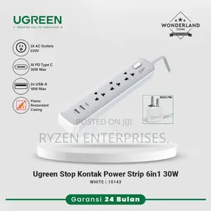 UGREEN 30W 3 AC Power Strip With Master Switch (2A1C)
