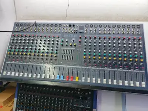 Plain Mixer 24 Channel