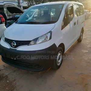 Nissan NV200 2017 White