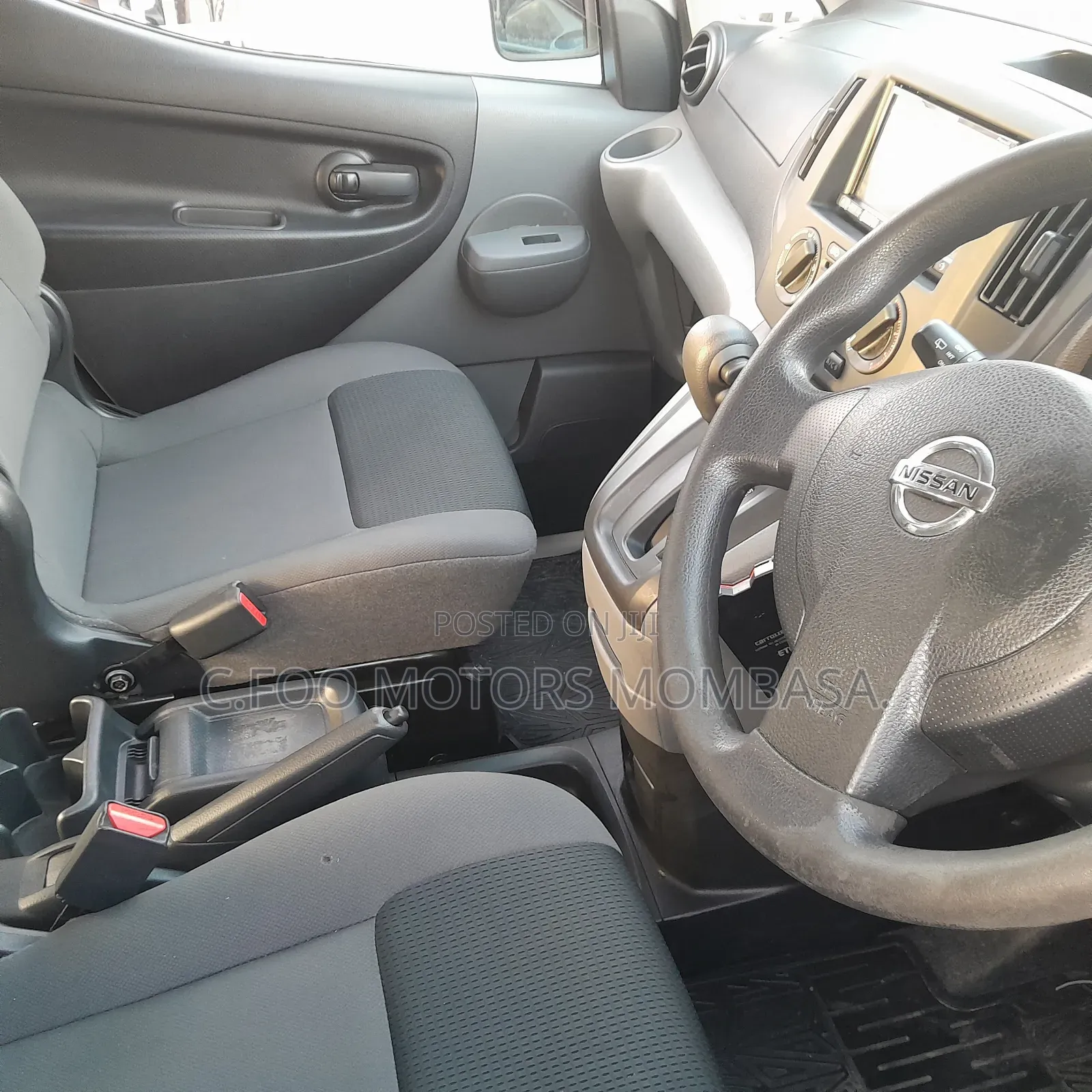Nissan NV200 2017 White