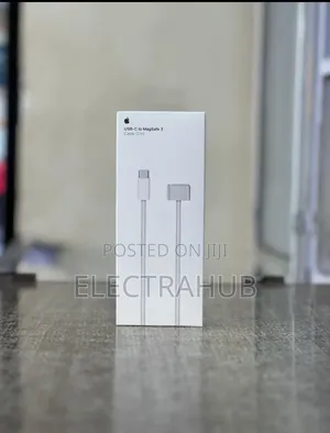 USB C to Magsafe 3 Cable 2m New Sealed in a Shop