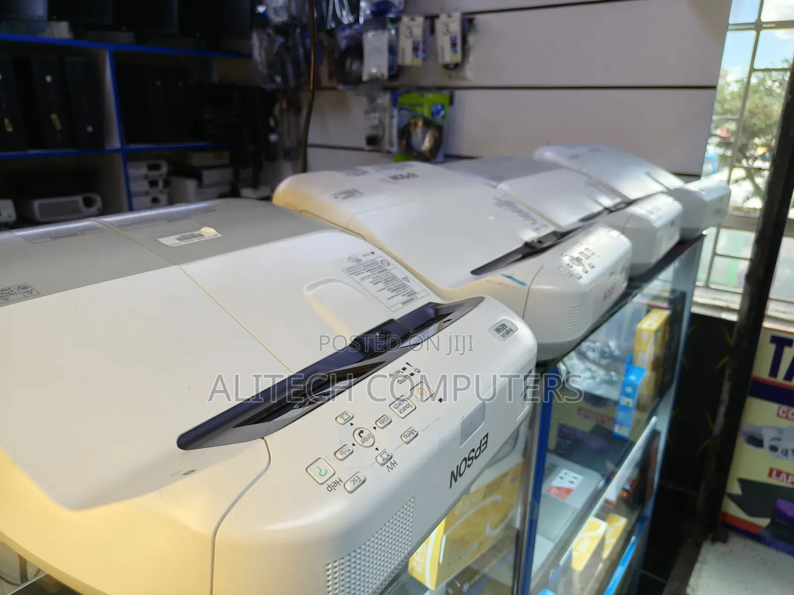 Epson Brightlink 585wi Short Throw Projector