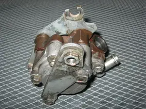 Toyota 1mz Power Steering Pump for Harrier, Estima, Previa.