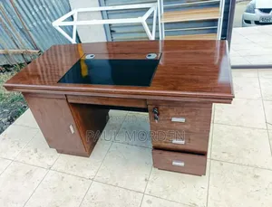 Importanted Executive Desk 1.4m