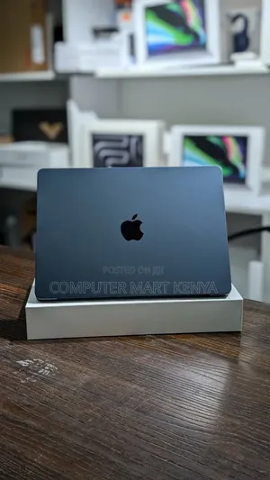 New Laptop Apple MacBook Air 8GB Apple M2 SSD 256GB