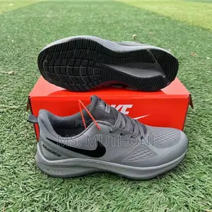 Nike Zoom Size 40___44