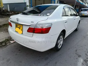 Toyota Premio 2010 White