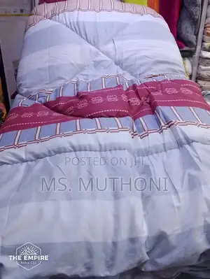 Quality Warm Unbinded Duvets Set Size 5*6