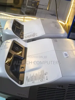 Epson Short Throw Projector Brightlink 485wi