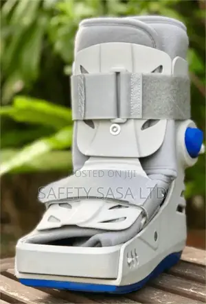 Dyna Easycast Short Airwalker Boot