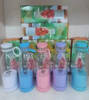 Portable Blender Fruit Juicer Cup With USB✓