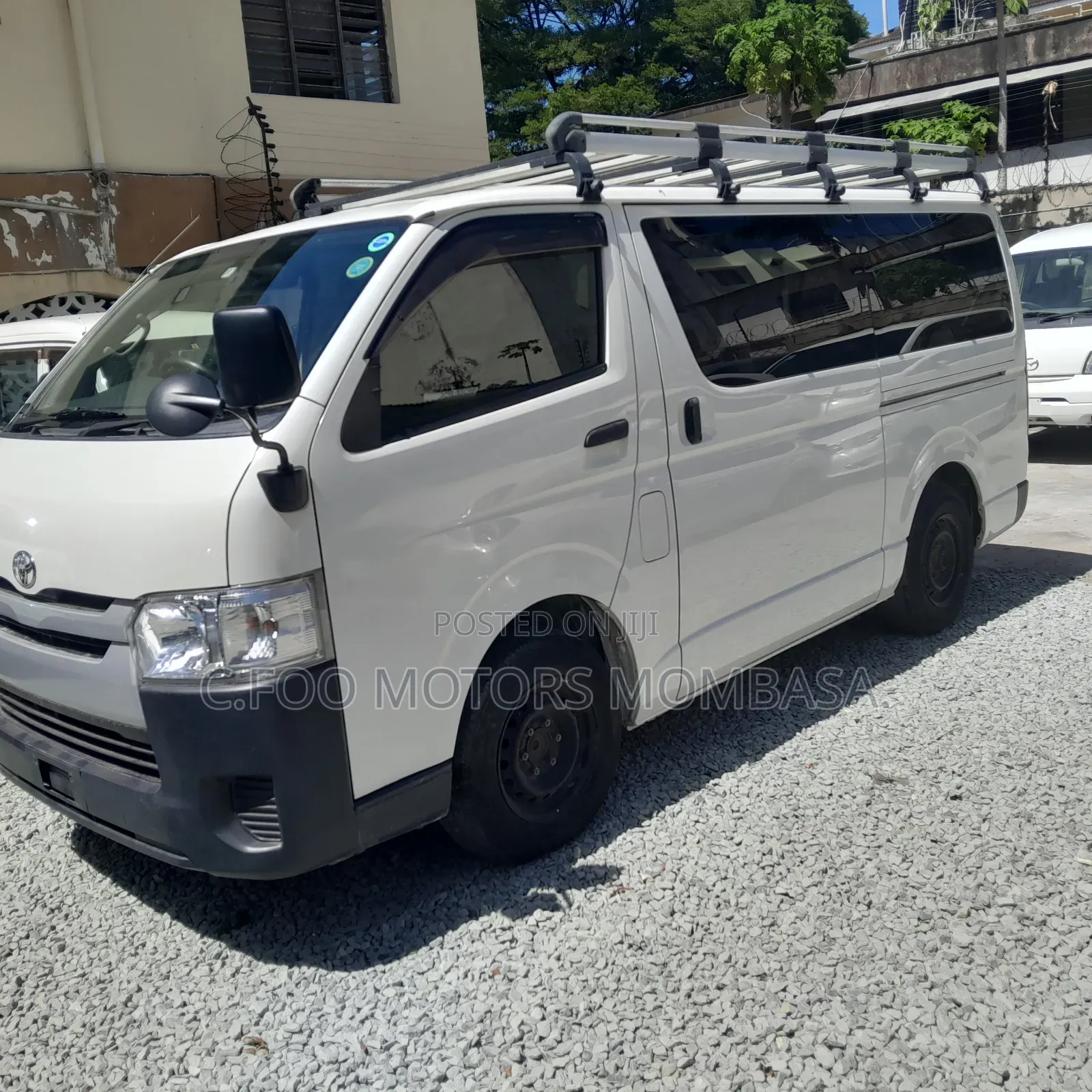 Toyota Regius 2019 White