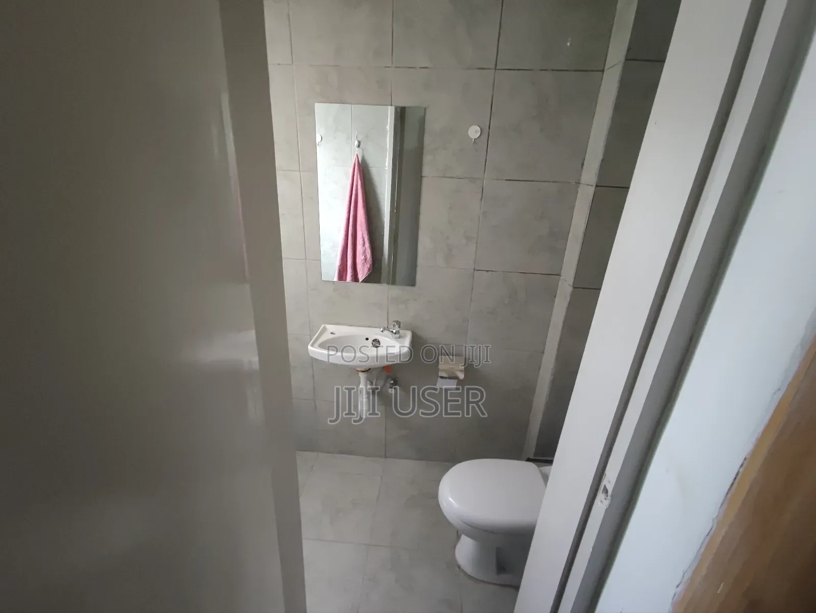 Fully Equipped Studio Airbnb | Studio Apartment