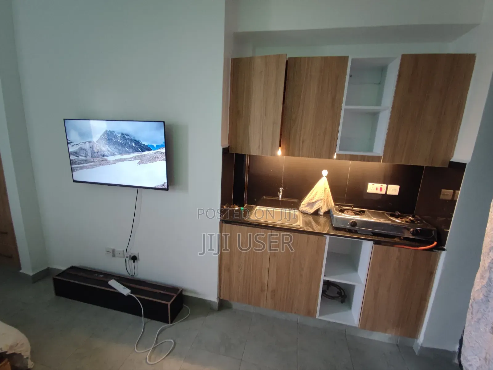 Fully Equipped Studio Airbnb | Studio Apartment