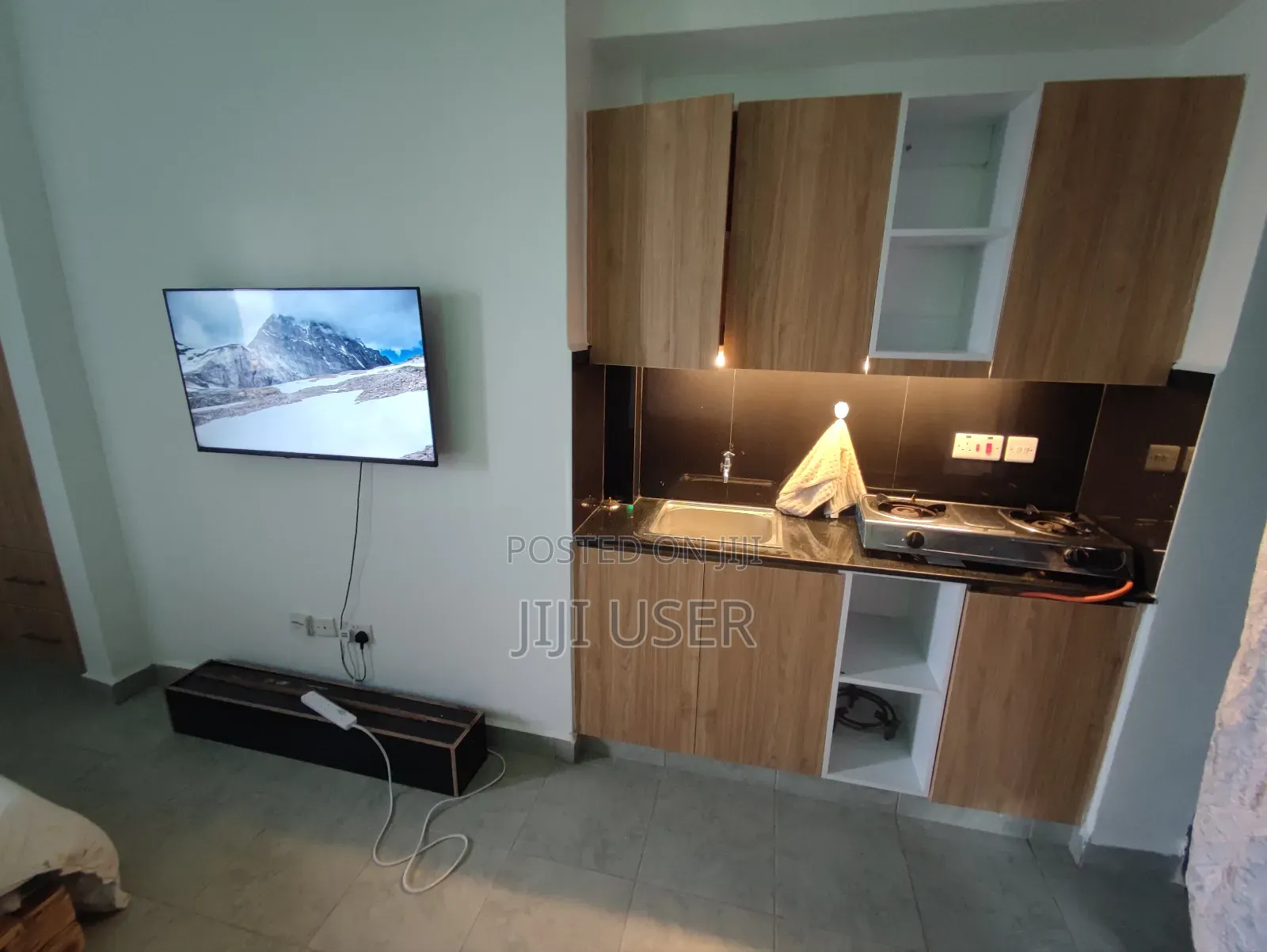 Fully Equipped Studio Airbnb | Studio Apartment