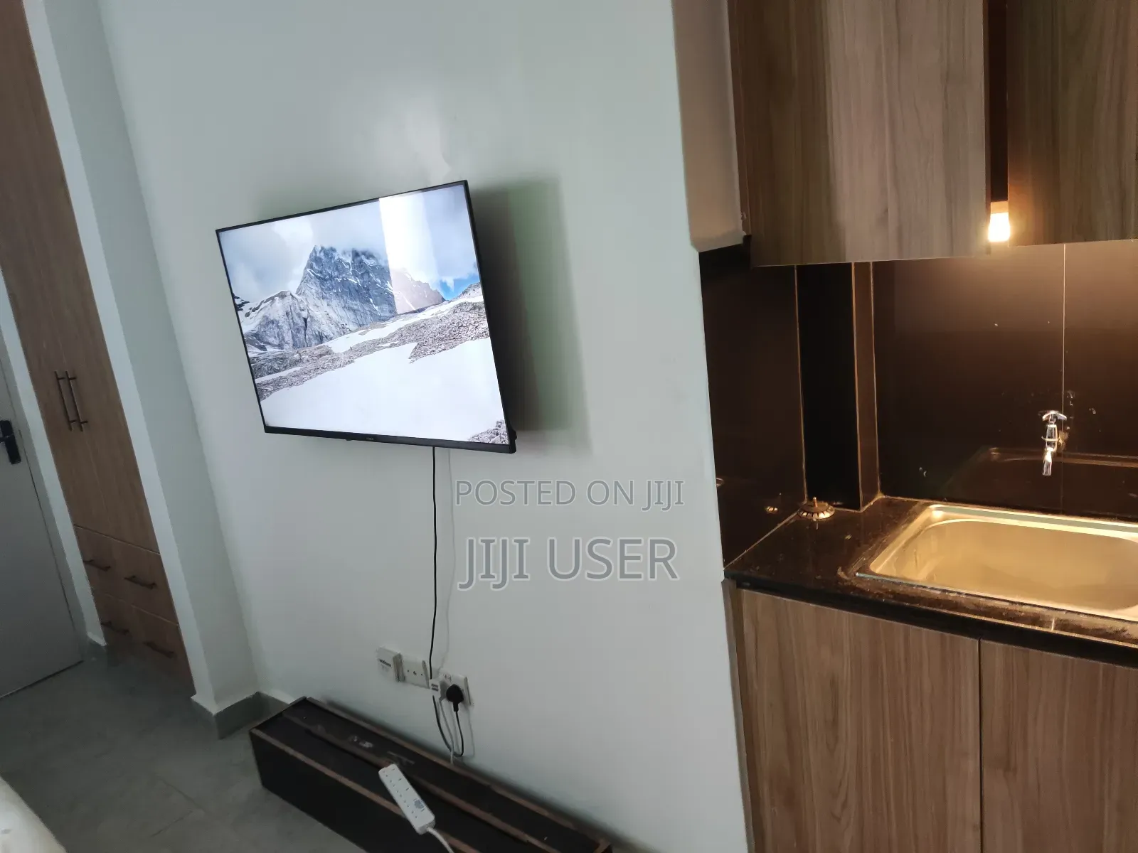 Fully Equipped Studio Airbnb | Studio Apartment