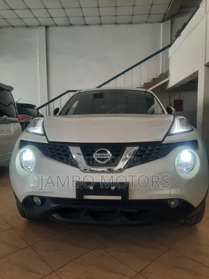 Nissan Juke S FWD 2017 White