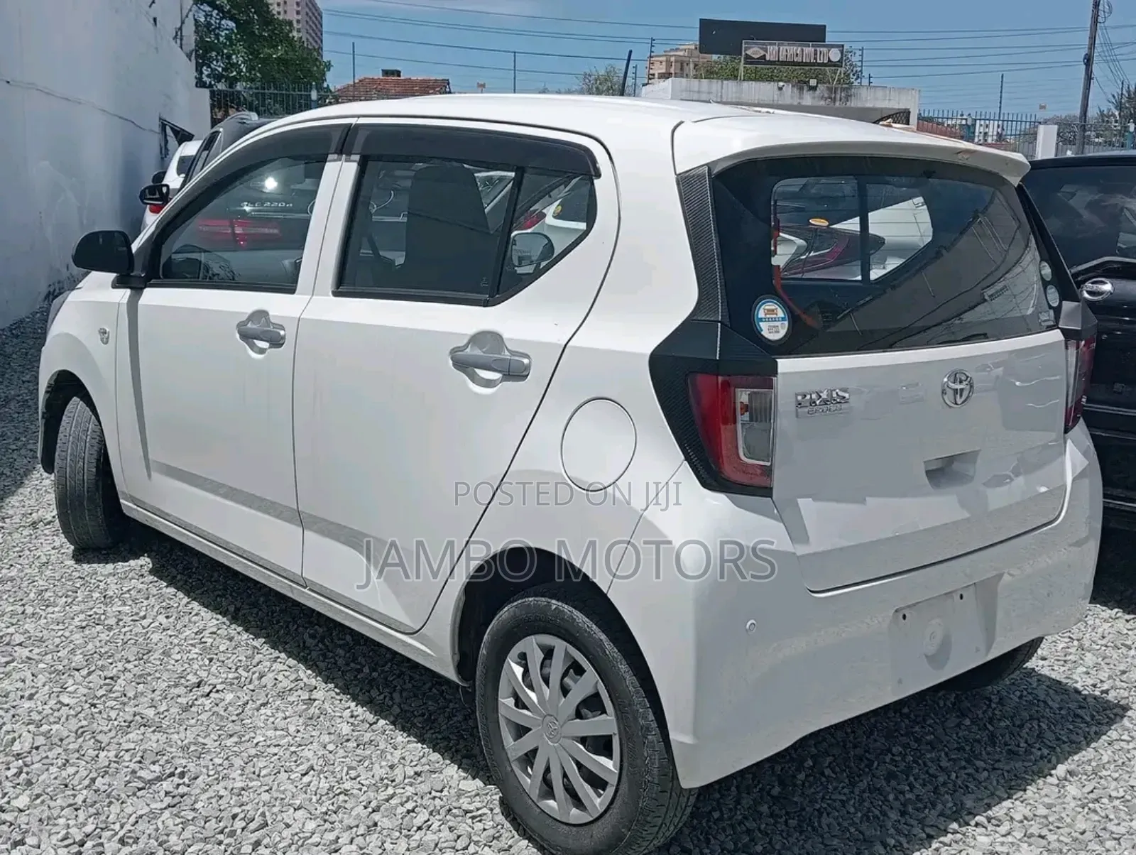 Toyota Pixis 2018 White