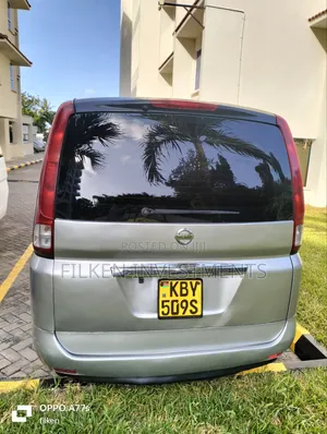 Nissan Serena 2000 Silver