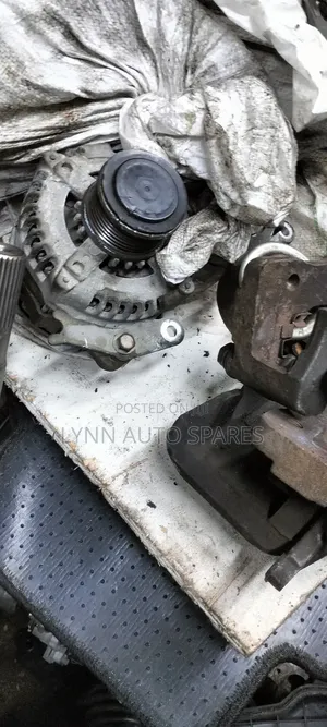 2KD Engine Alternator Toyota Hiace 7l