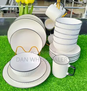 24-Piece Dinner Set
