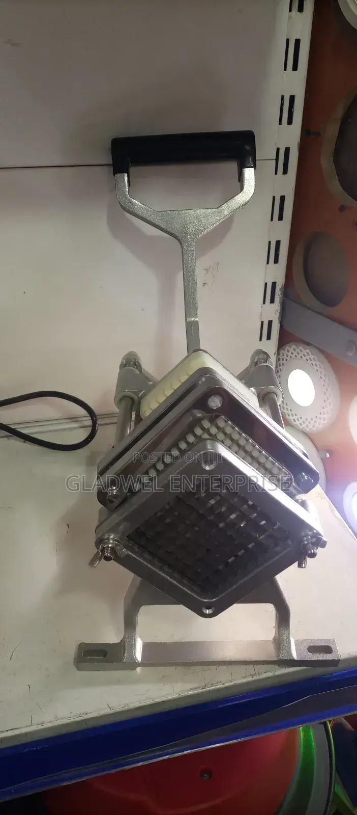 Chips Cutter
