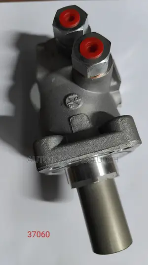 Brake Master Cylinder for Hino 300