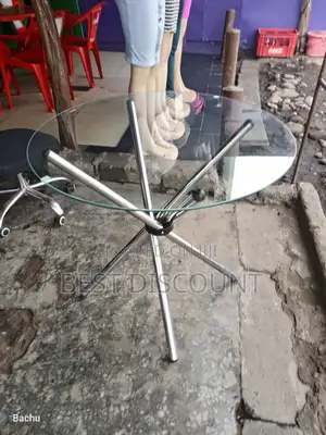 Glass Round Table