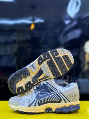 Nike Zoom Vomero 5 Panda