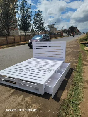 Wooden Pallets Bed