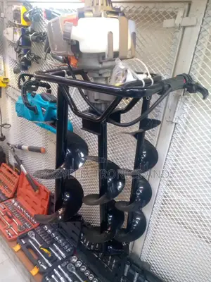 Earth Auger 4stroke Machine