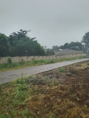 3 Ares Land for Sale in Runda