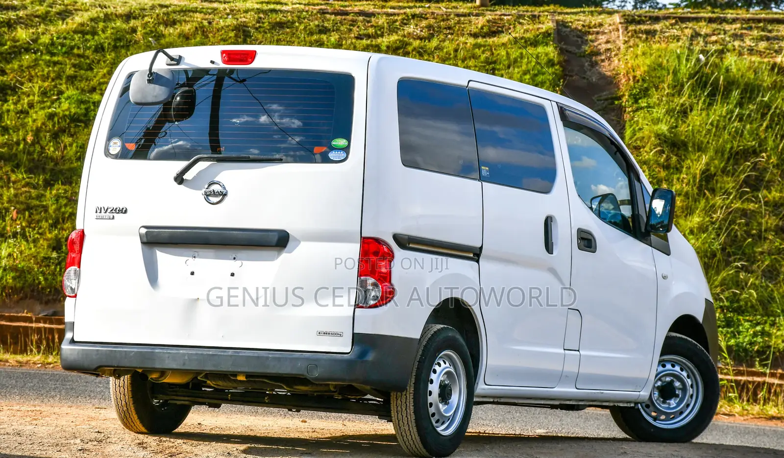 Nissan NV200 2017 White