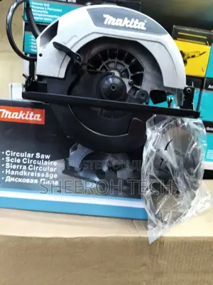 Makita Circular Saw /