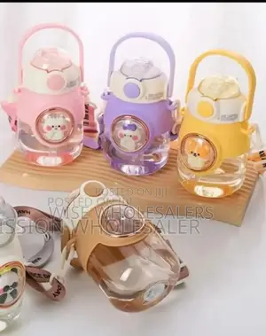 820ml Children Water Bottle With 3d Stickers....