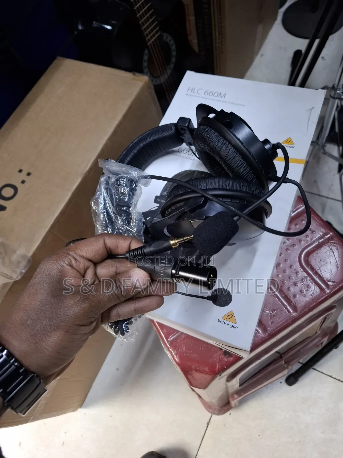 Behringer HLC 660M Multi-Purpose Headphones