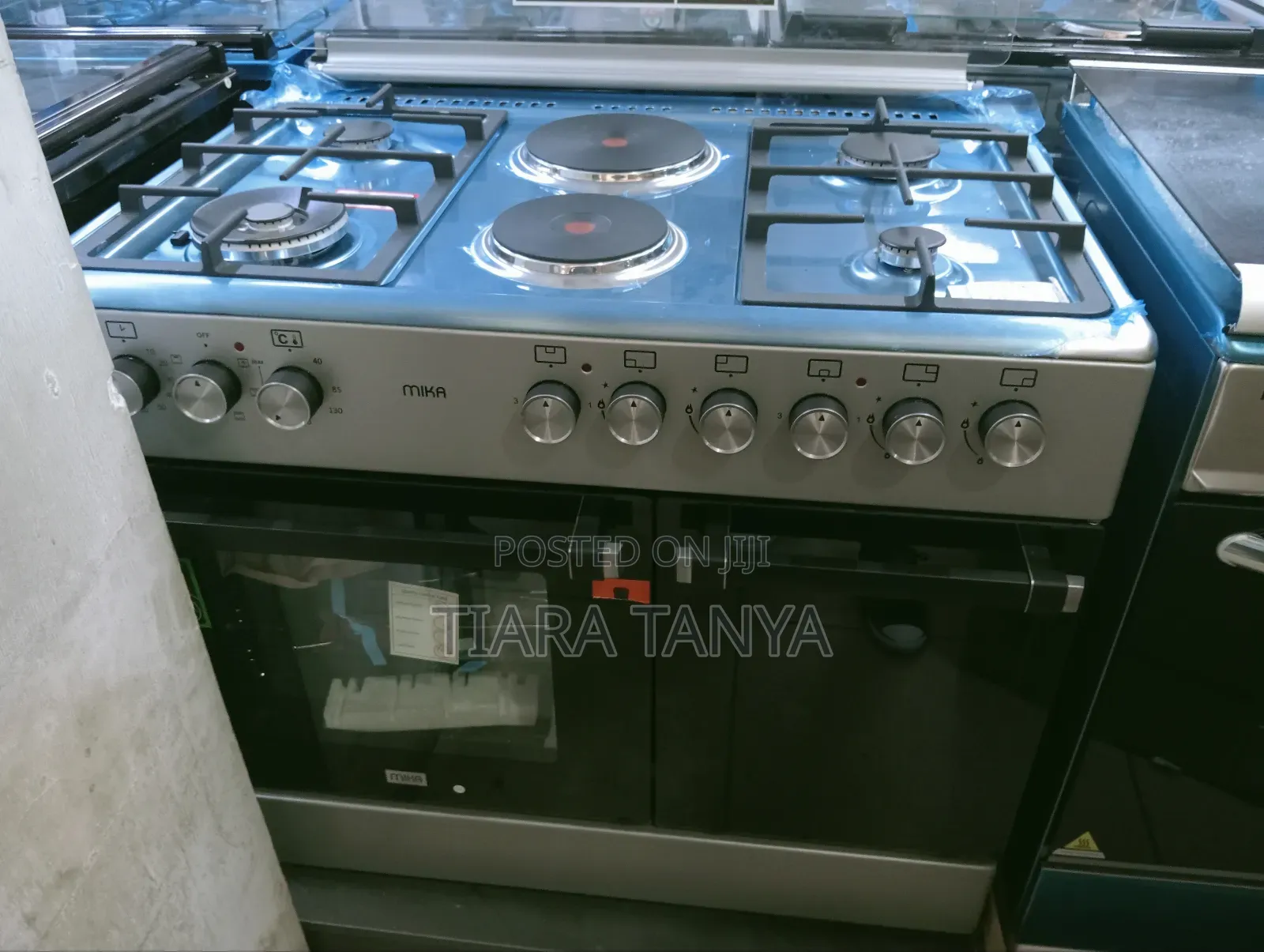 Mika 60 by 90 4gas and 2 Electric Cookers
