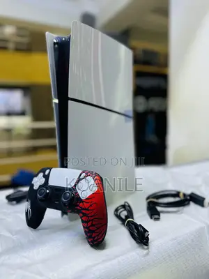 PS5 Slim Digital 1tb (Free Controller Silicone)