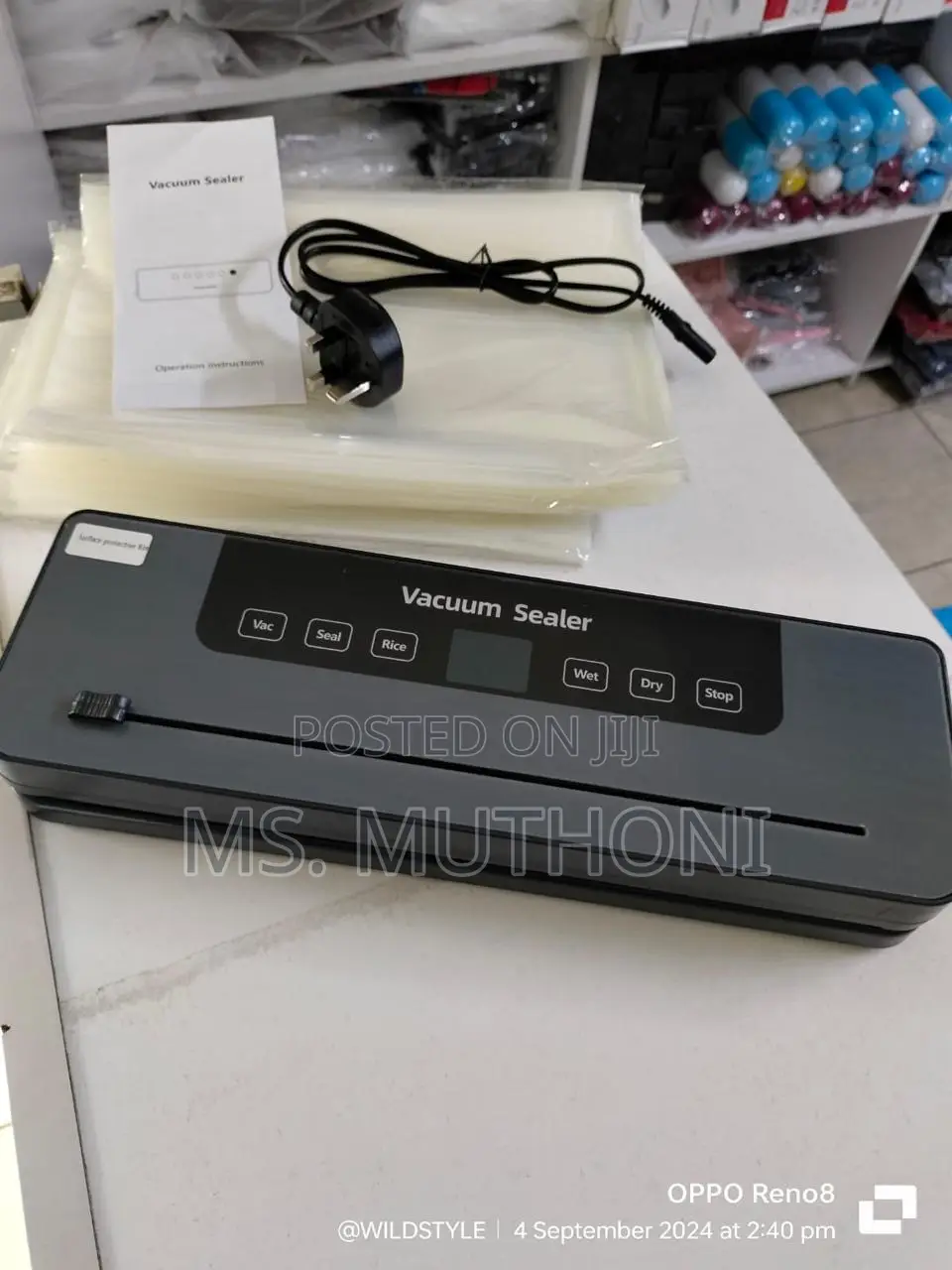 Electric Vacuum Sealer Machine With 10pcs Packaging Papers