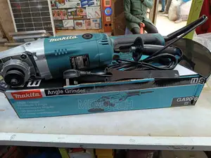 '9 Makita Angle Grinder 2100w