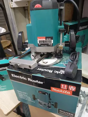 Powerful Electric Wood Router Makita